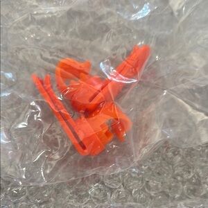 Bladder clips for a water bladder